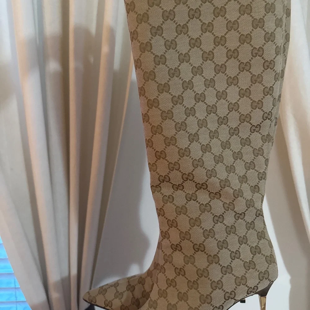 Gucci Boots - Picture 2 of 4